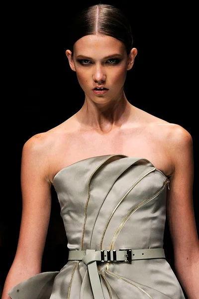 Look 61
